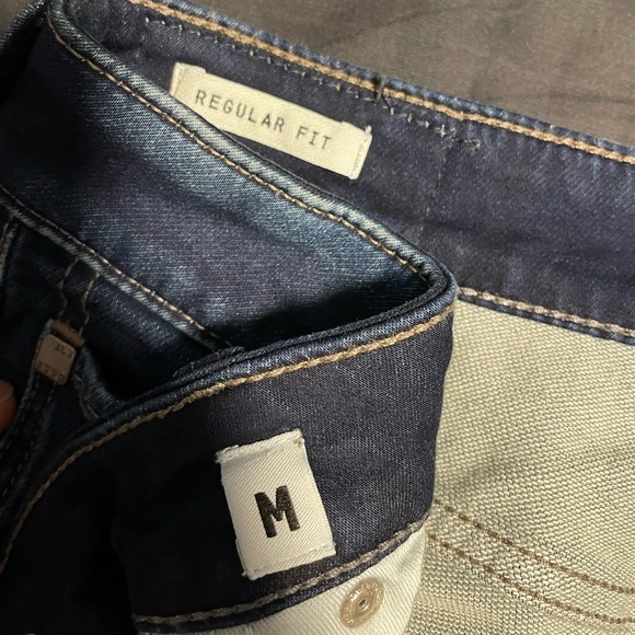 Shorts - Picture 2 of 4